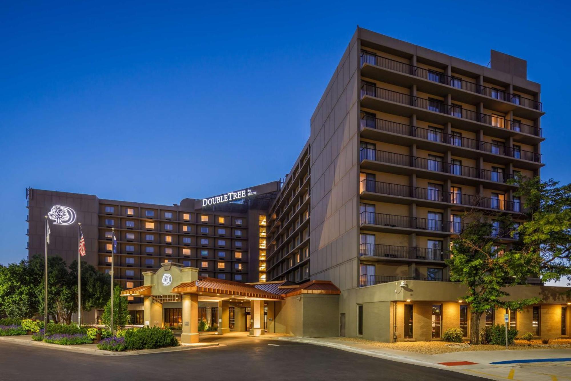 Doubletree By Hilton Hotel DEN Exterior foto